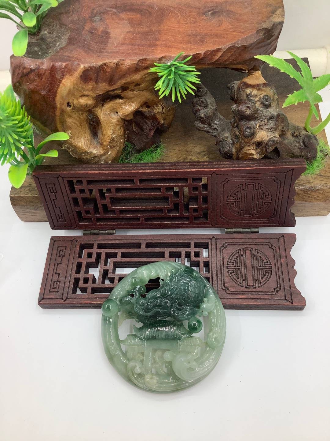 鱼跃龙门