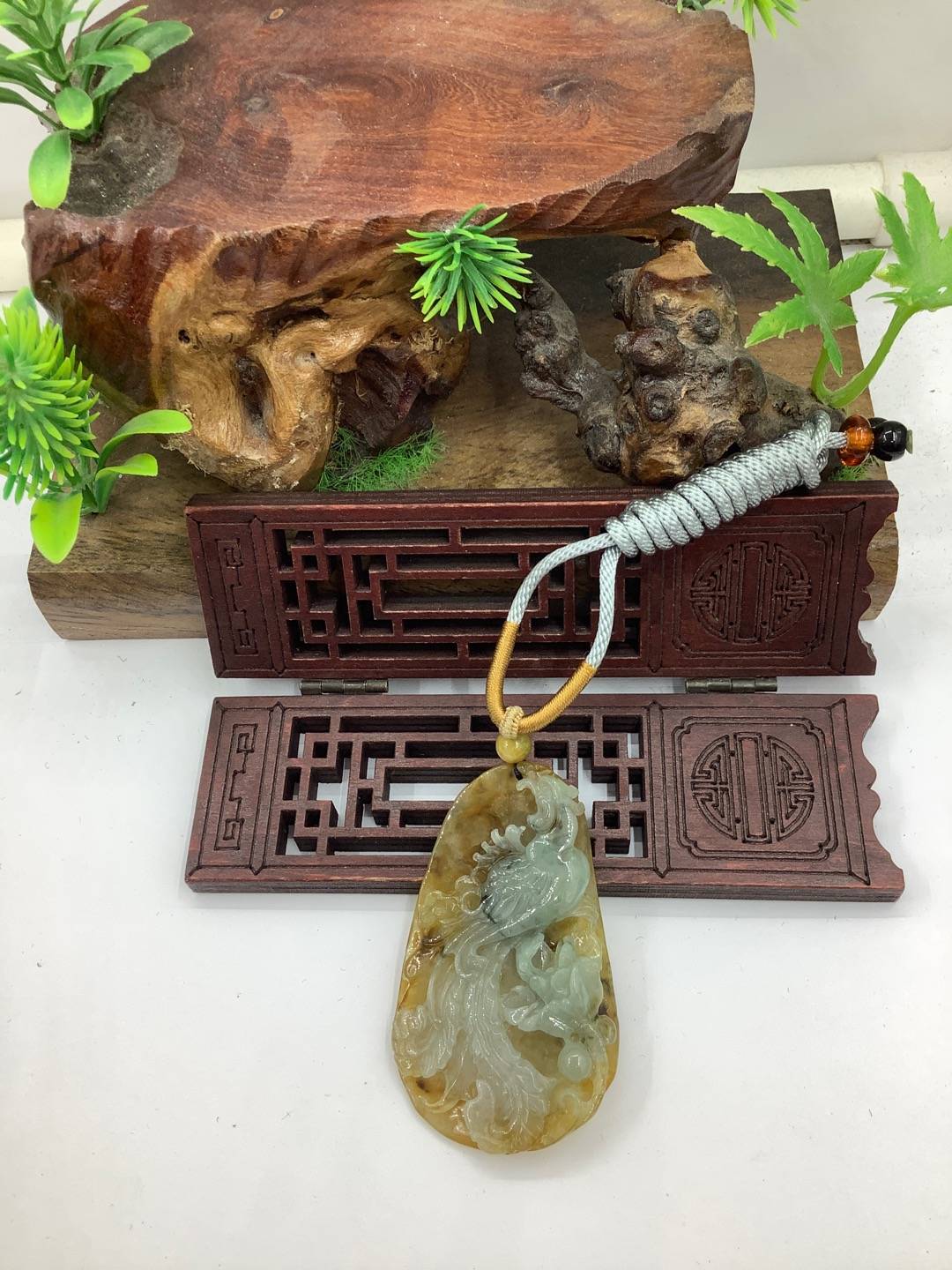 凤穿牡丹