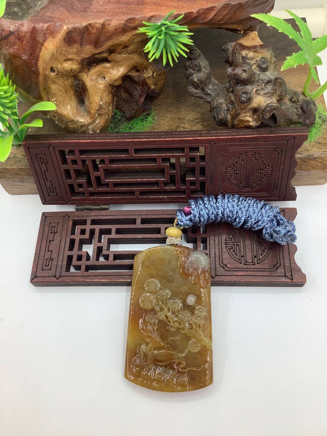 鹿梅同春