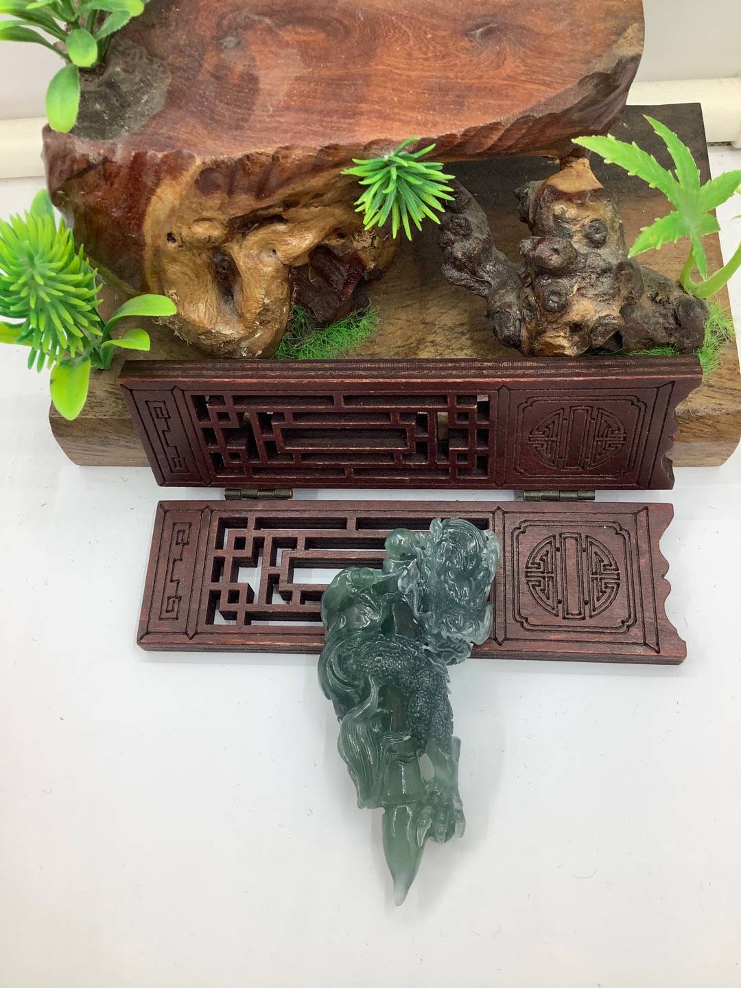 龙行天下