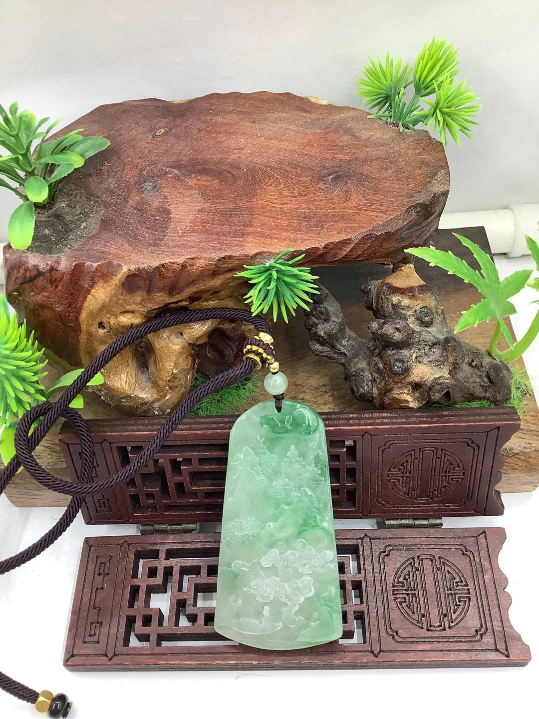 溪水行旅