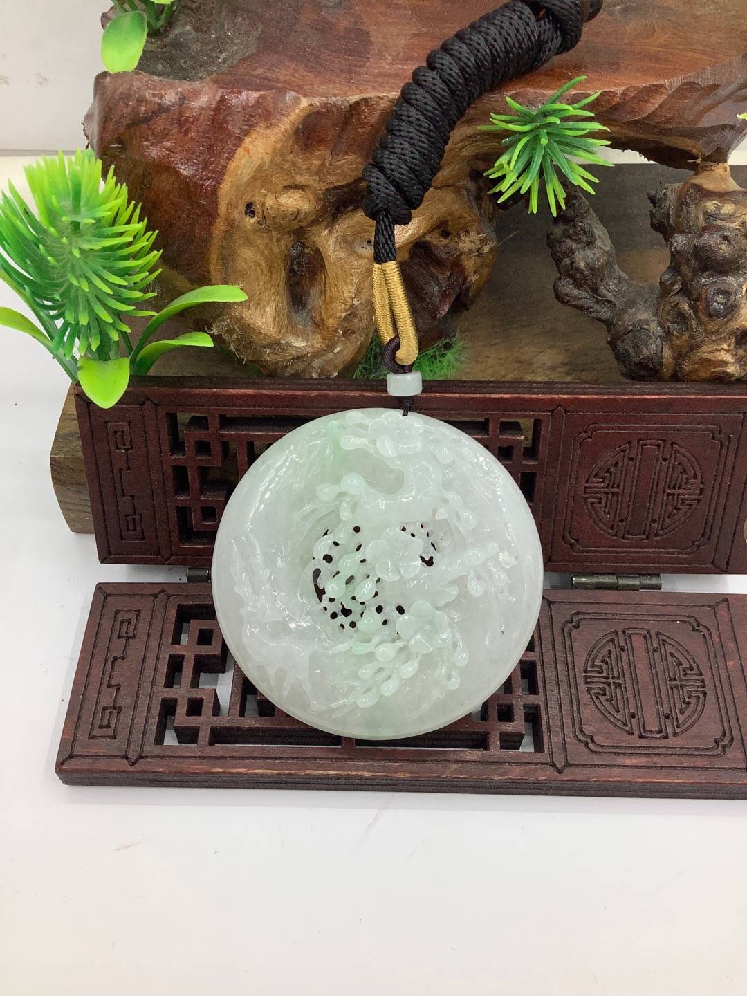 鹿梅同春