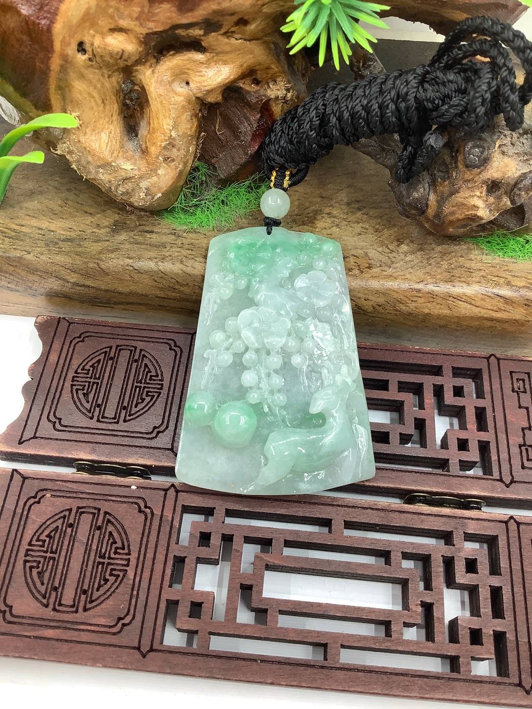鹿梅同春