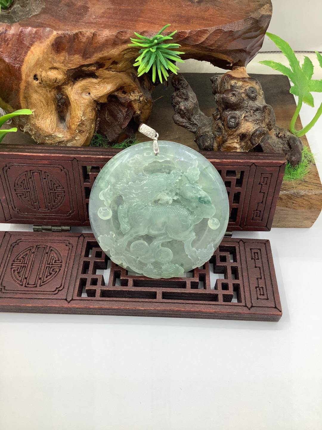 麒麟献瑞
