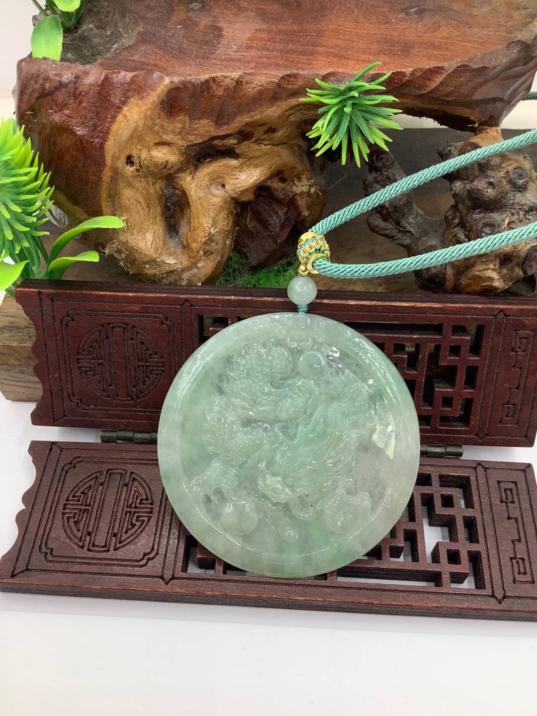龙行天下