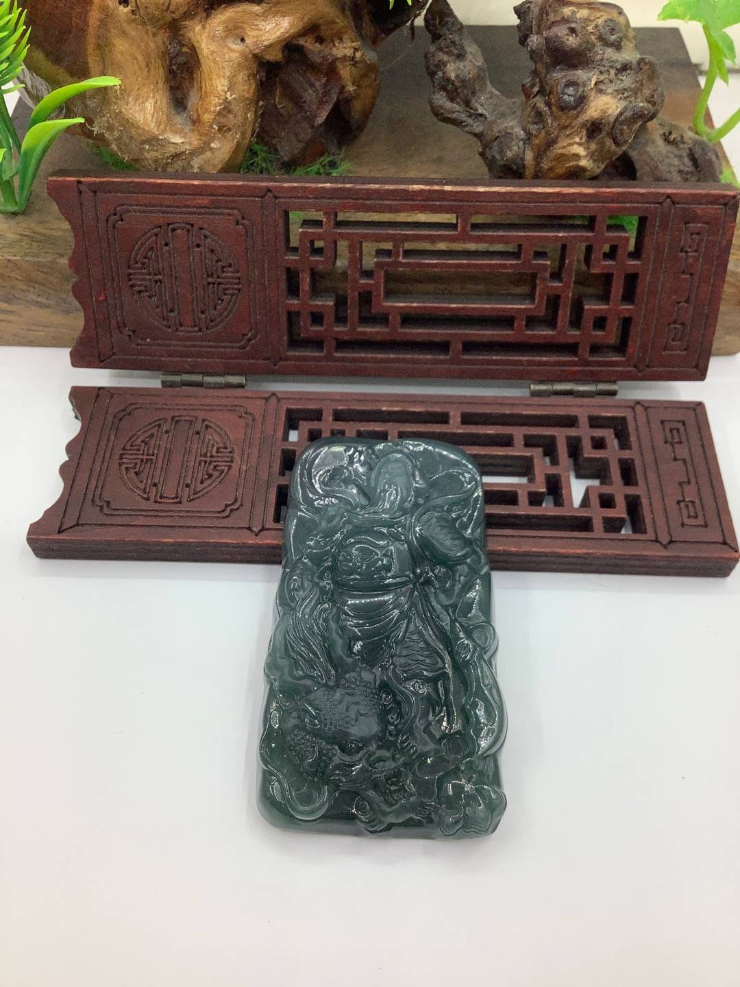 御龙关公