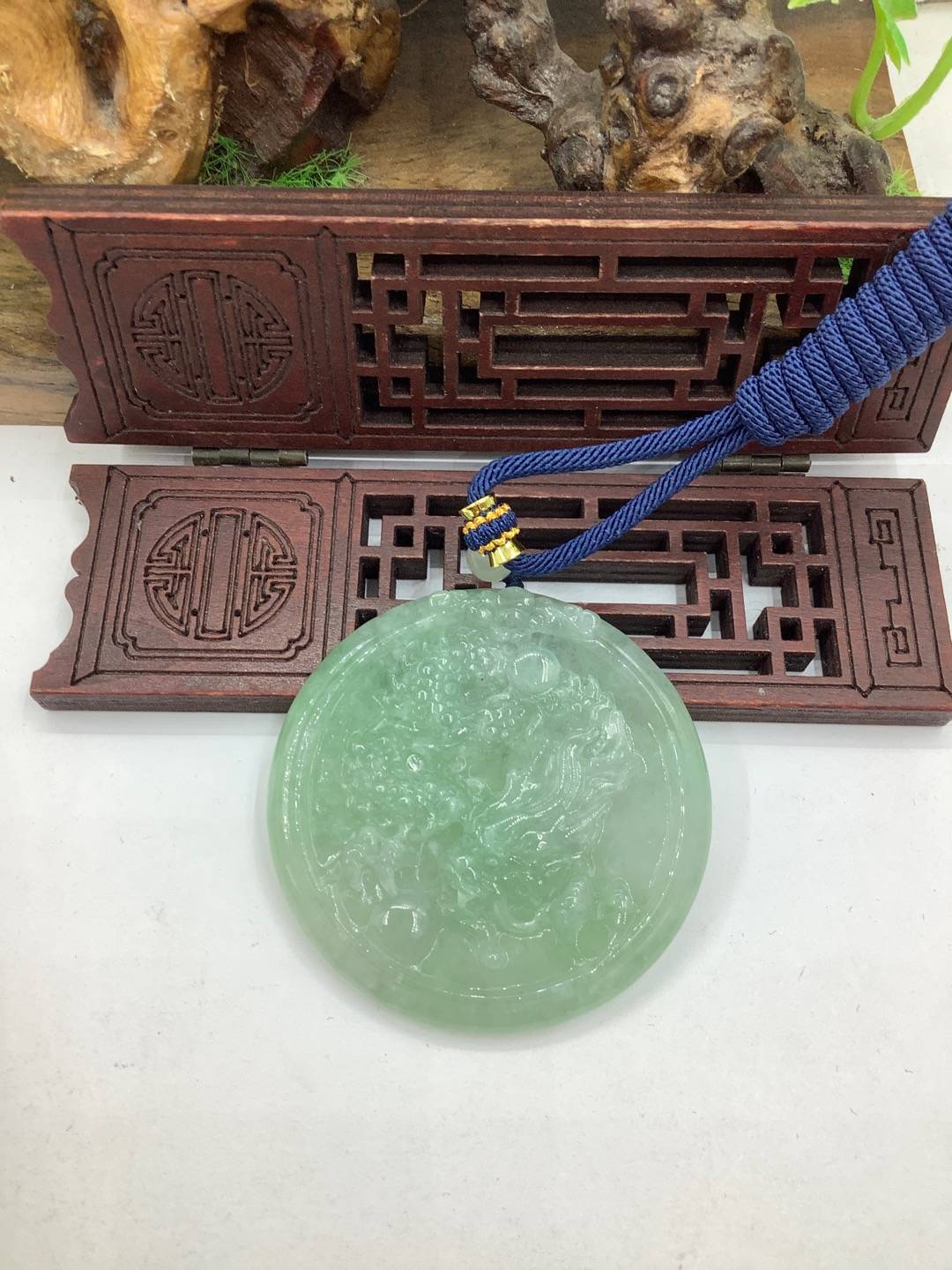 龙行天下
