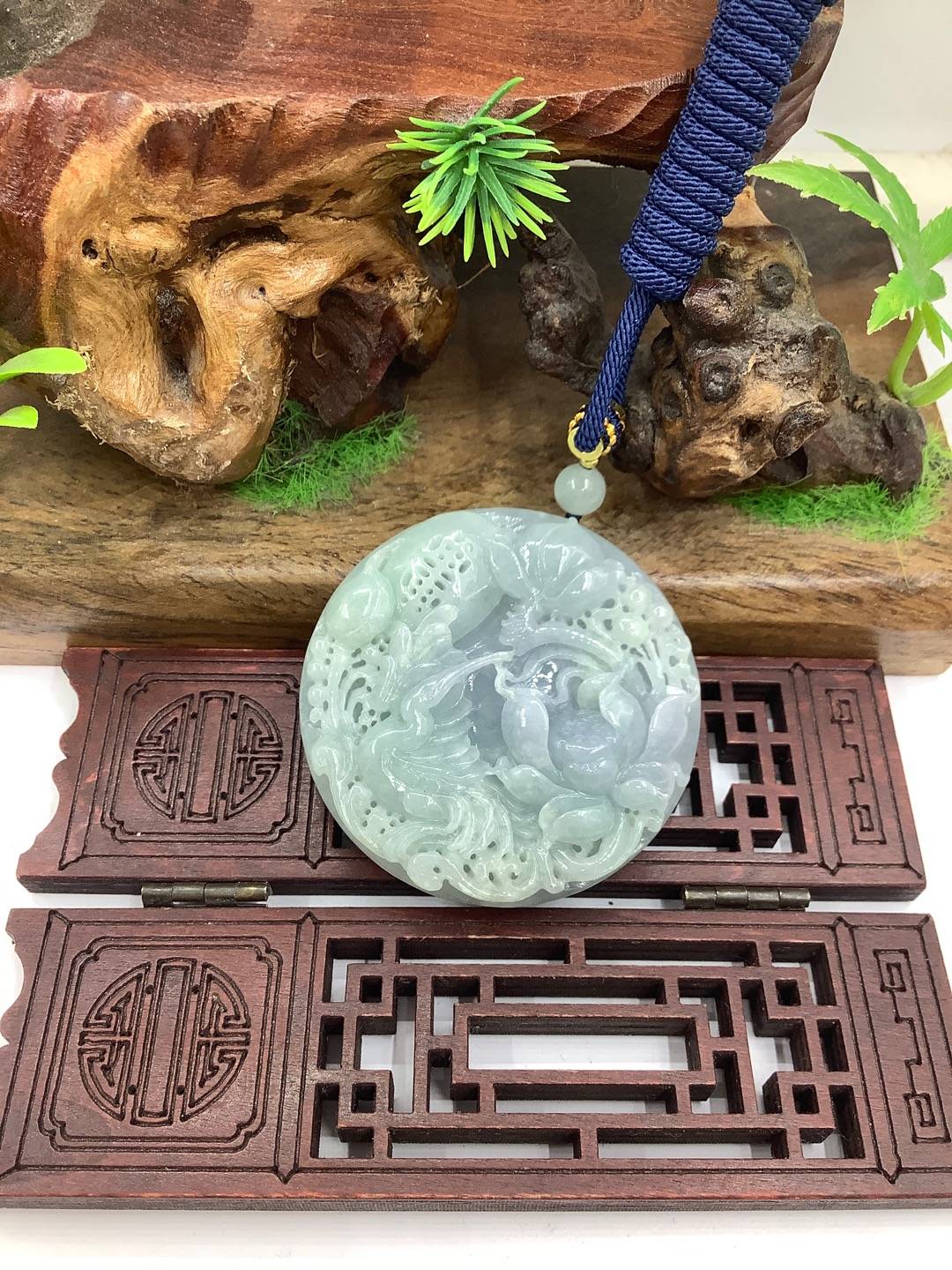 莲鹤延年