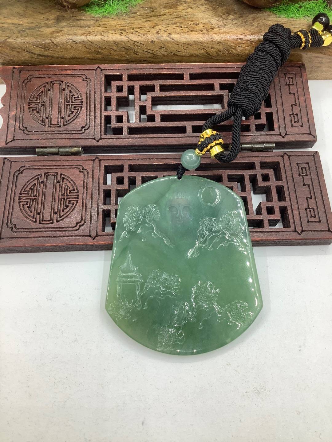 佛观天下