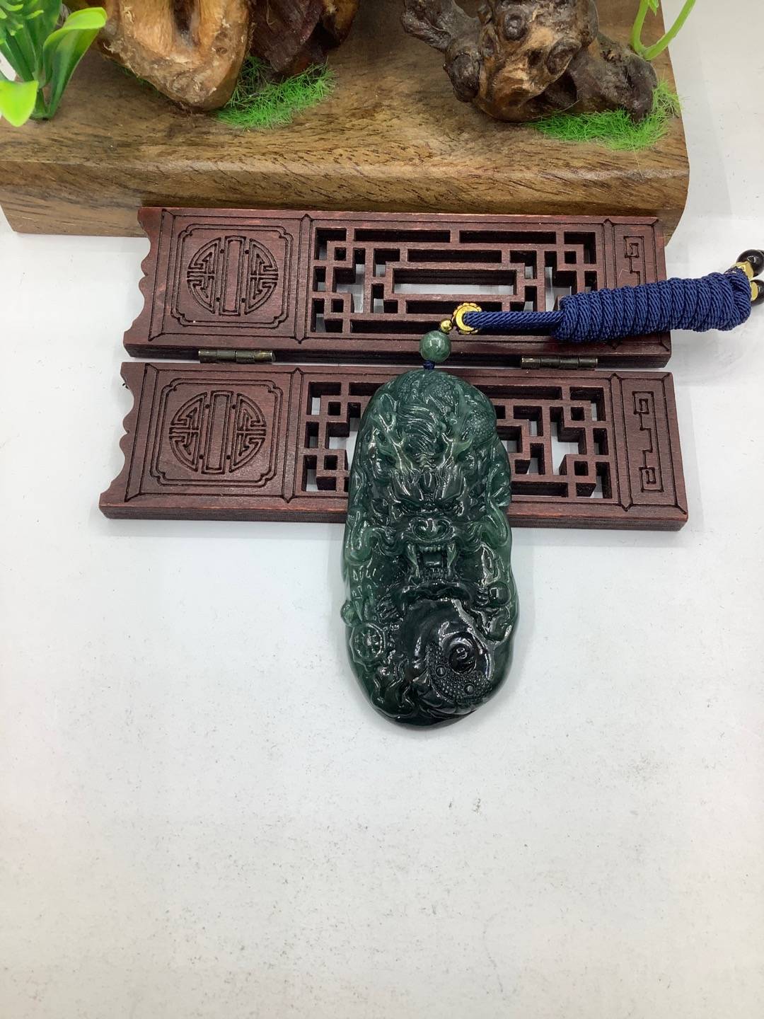 龙行天下