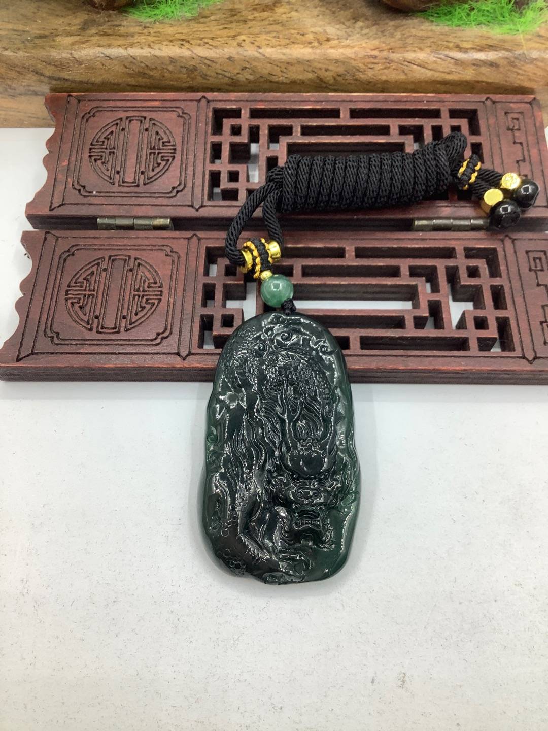 龙行天下