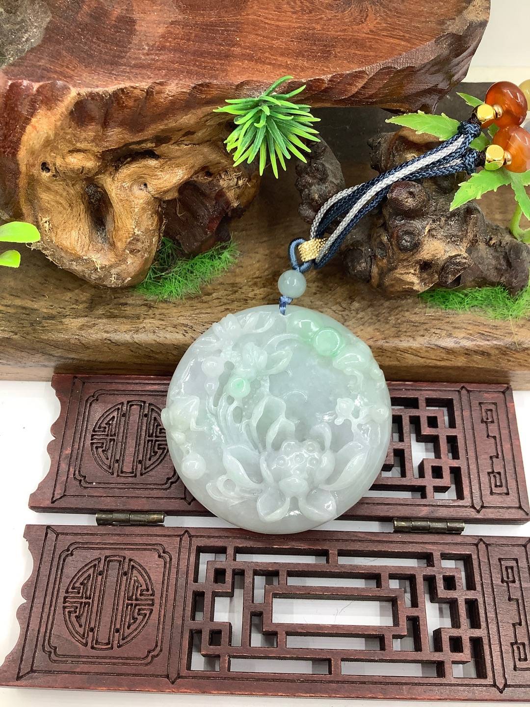 一品青莲