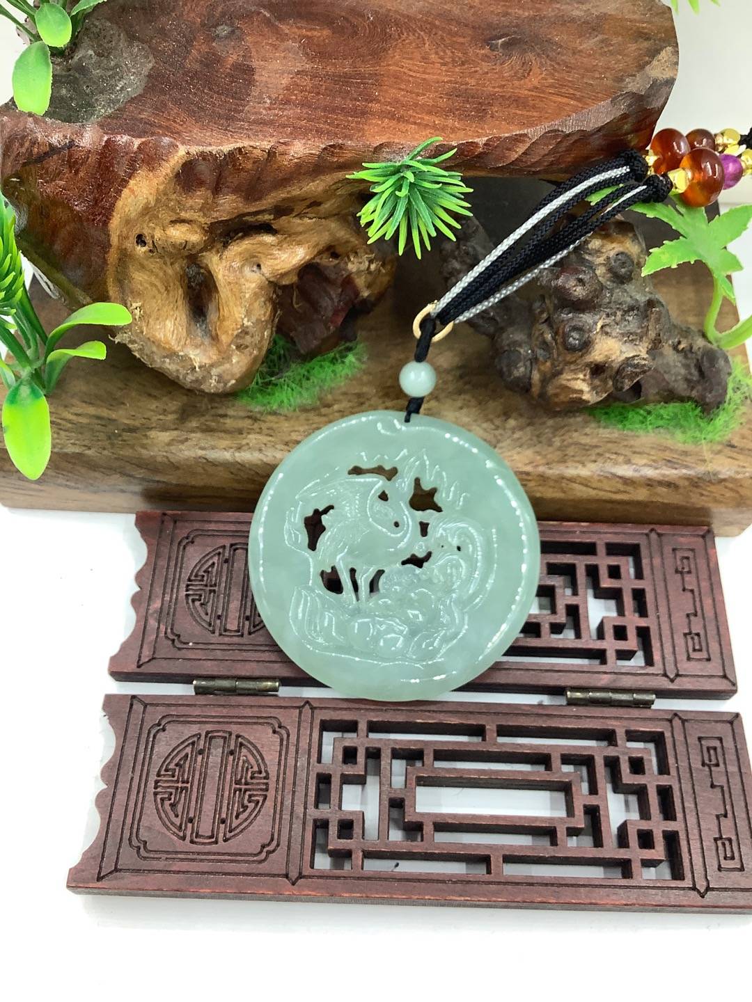 莲鹤延年