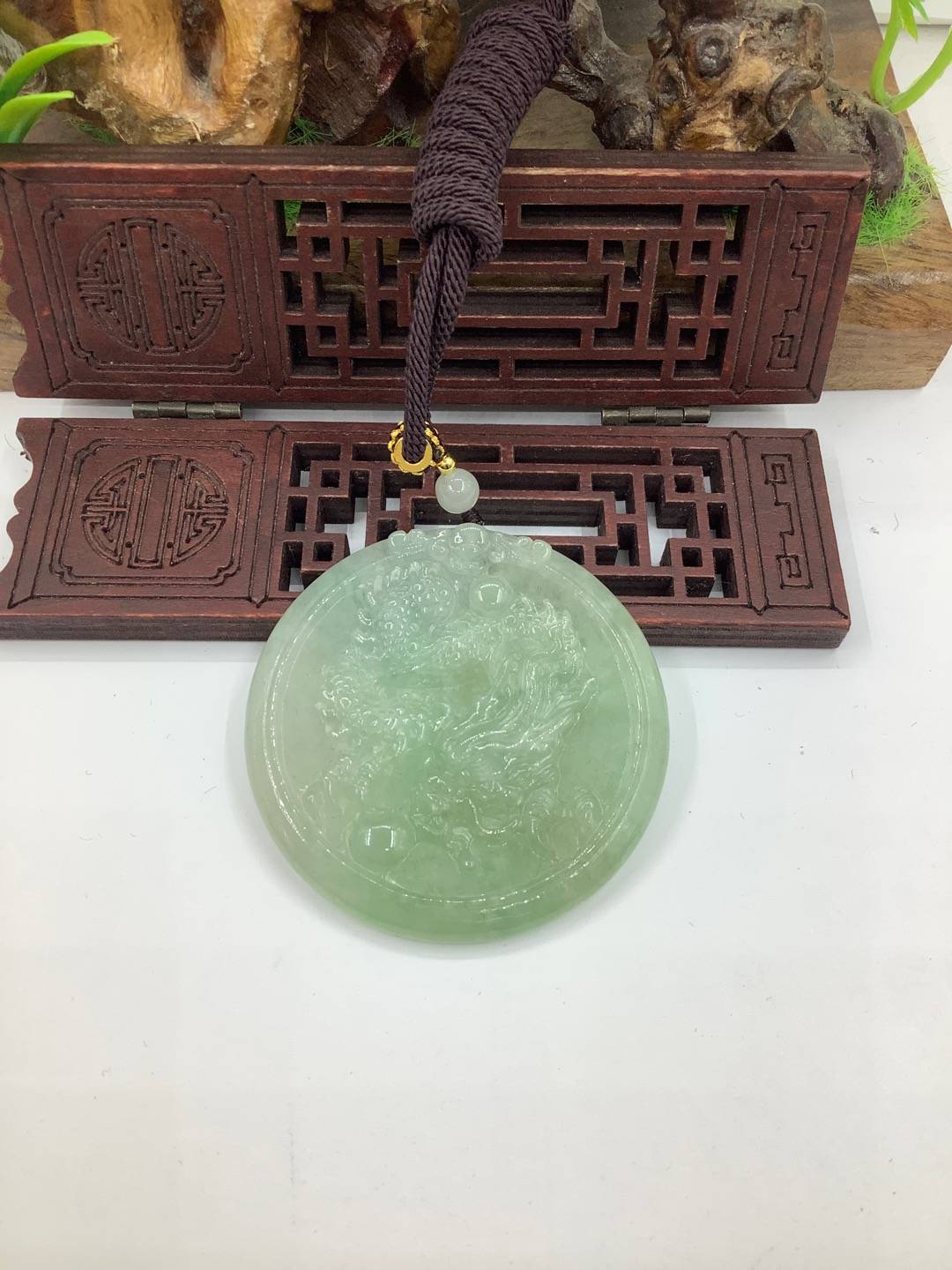 龙行天下