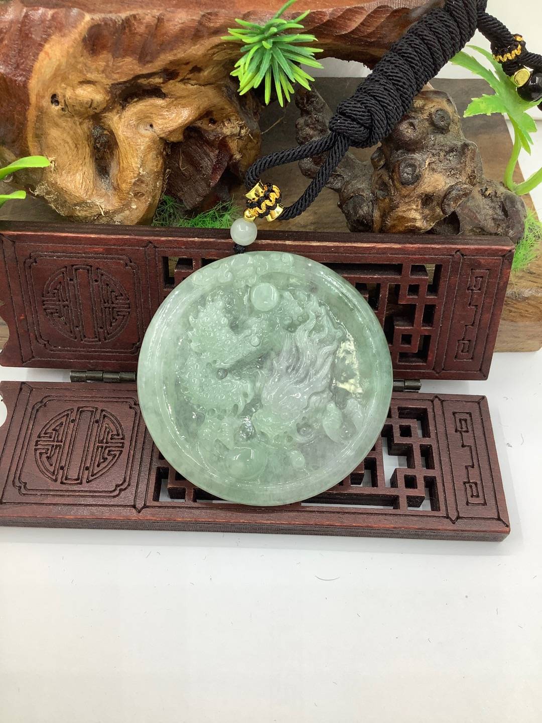 龙行天下
