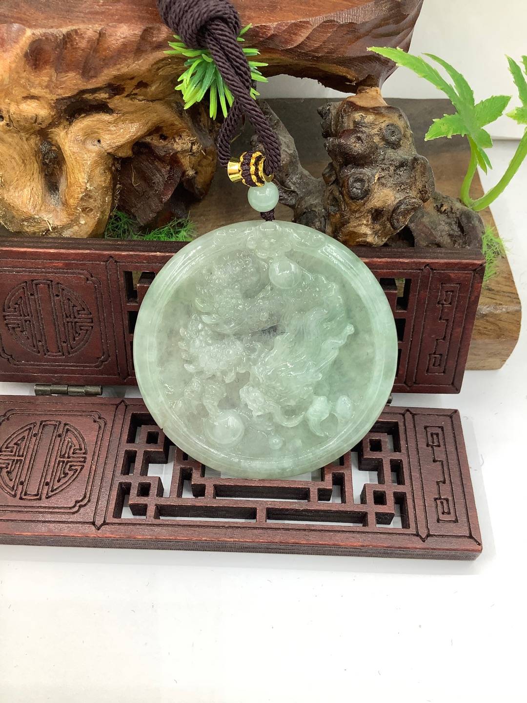龙行天下