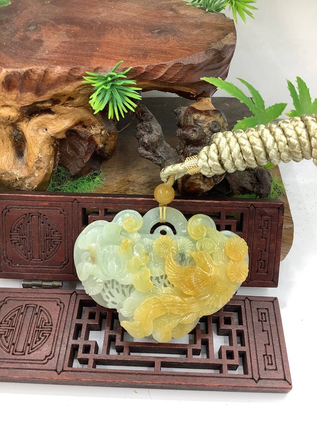 凤戏牡丹
