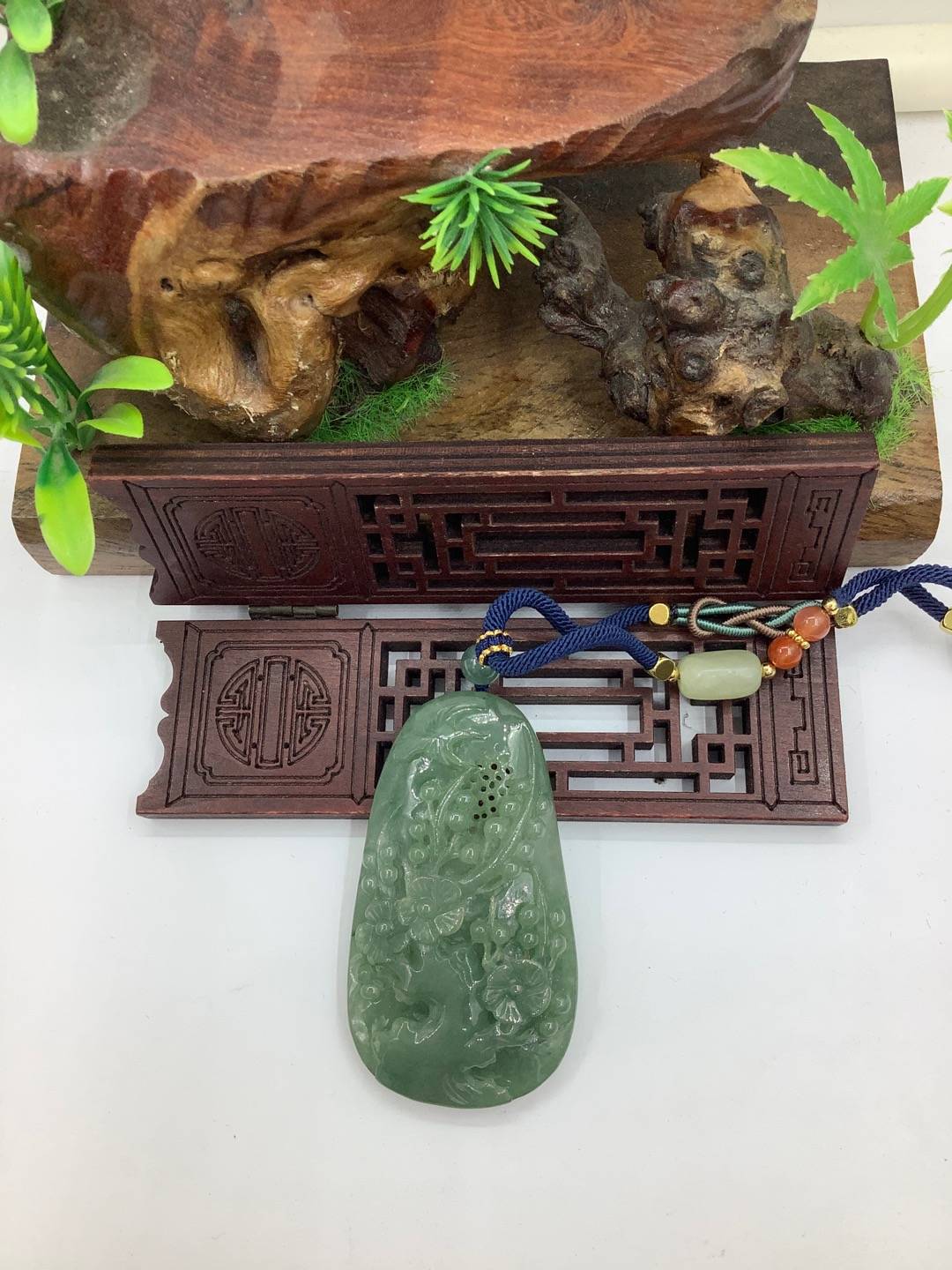 喜上眉梢
