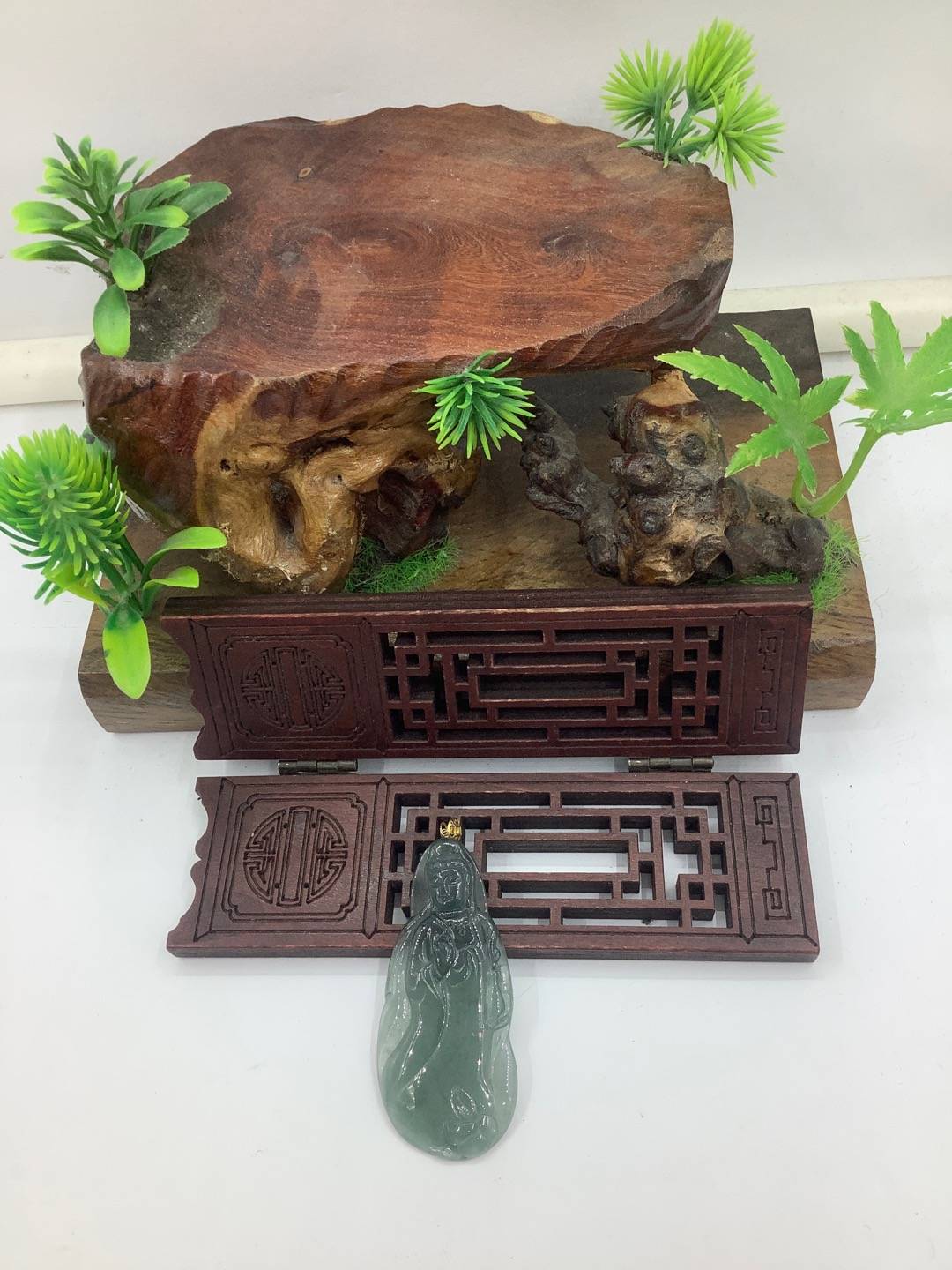 莲花观音