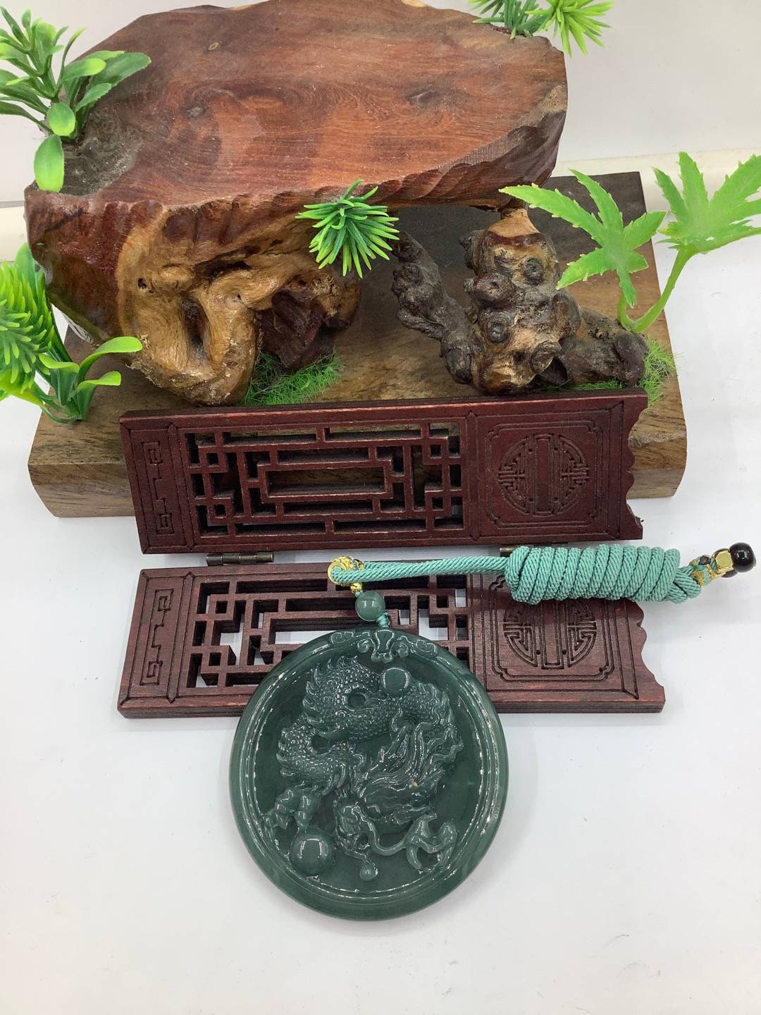 龙行天下