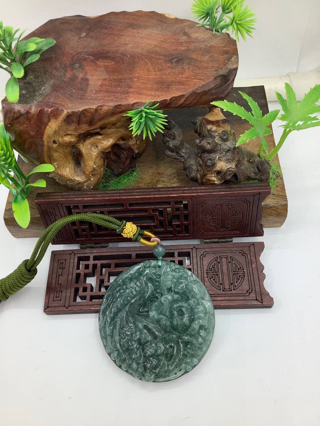 凤穿牡丹