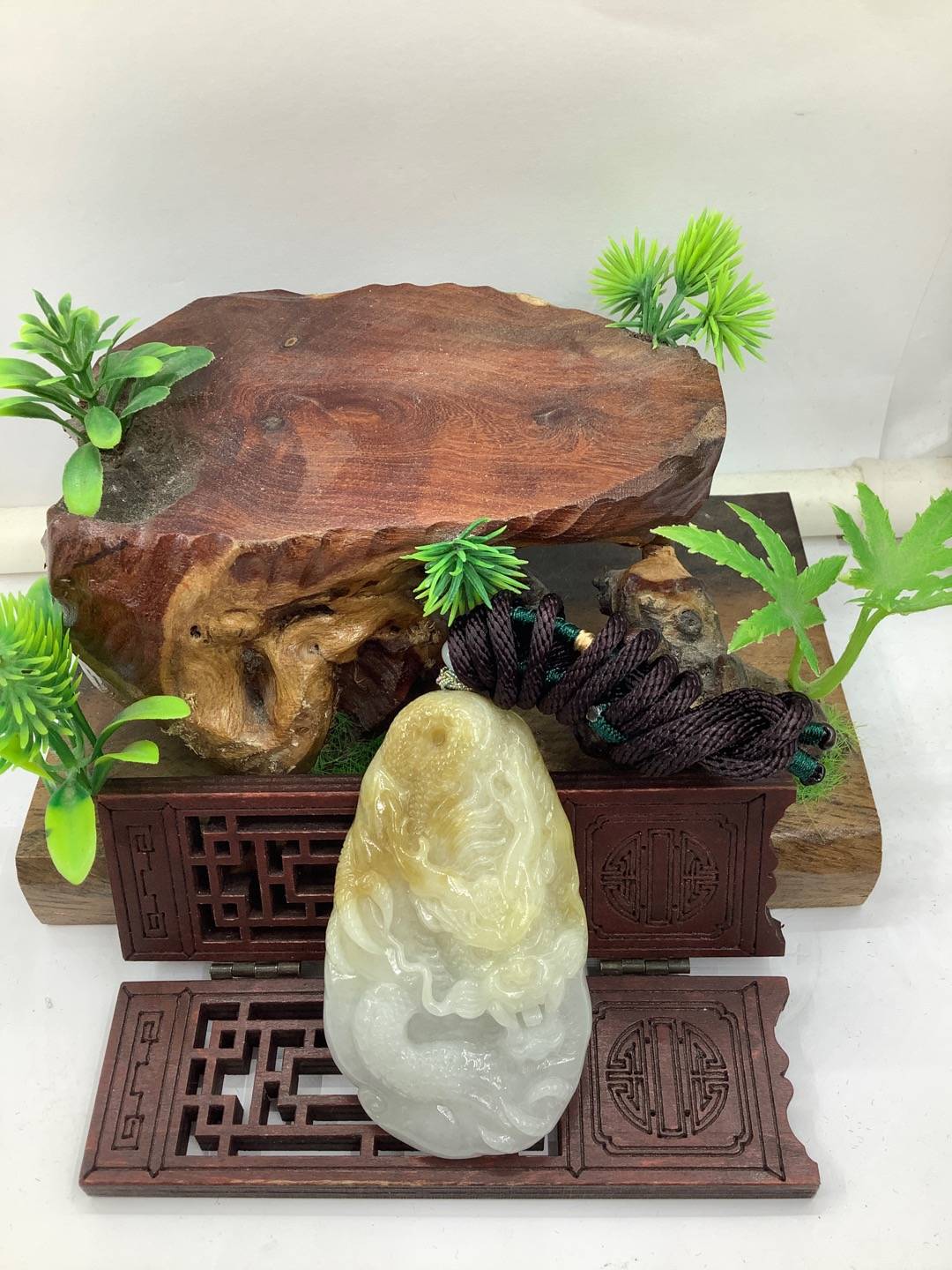 龙行天下