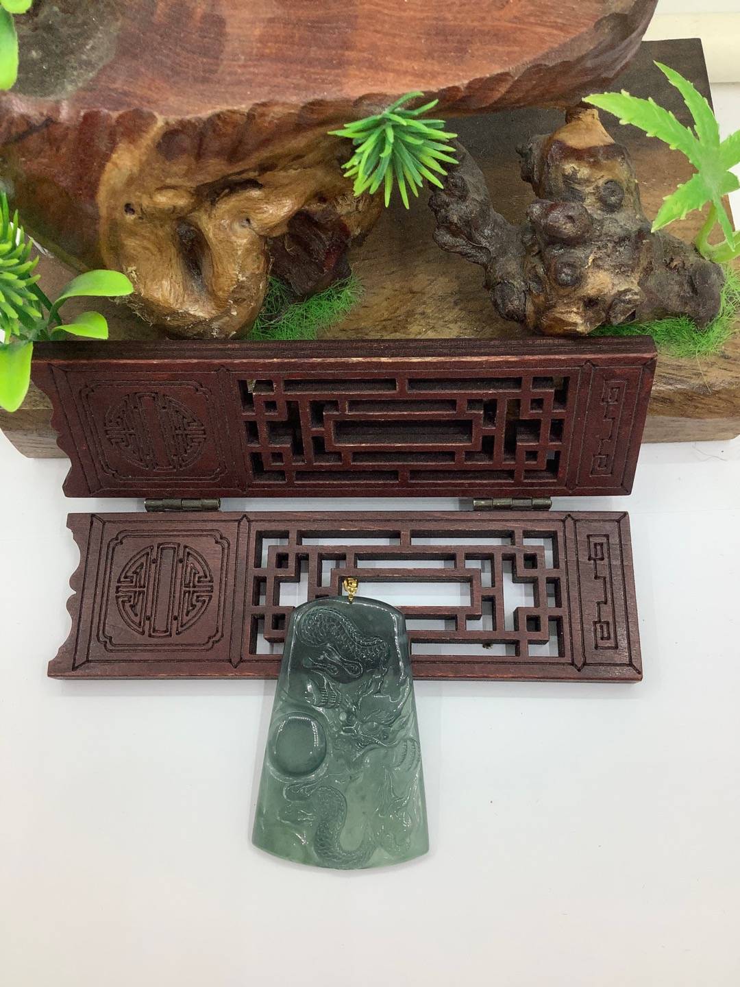 龙行天下