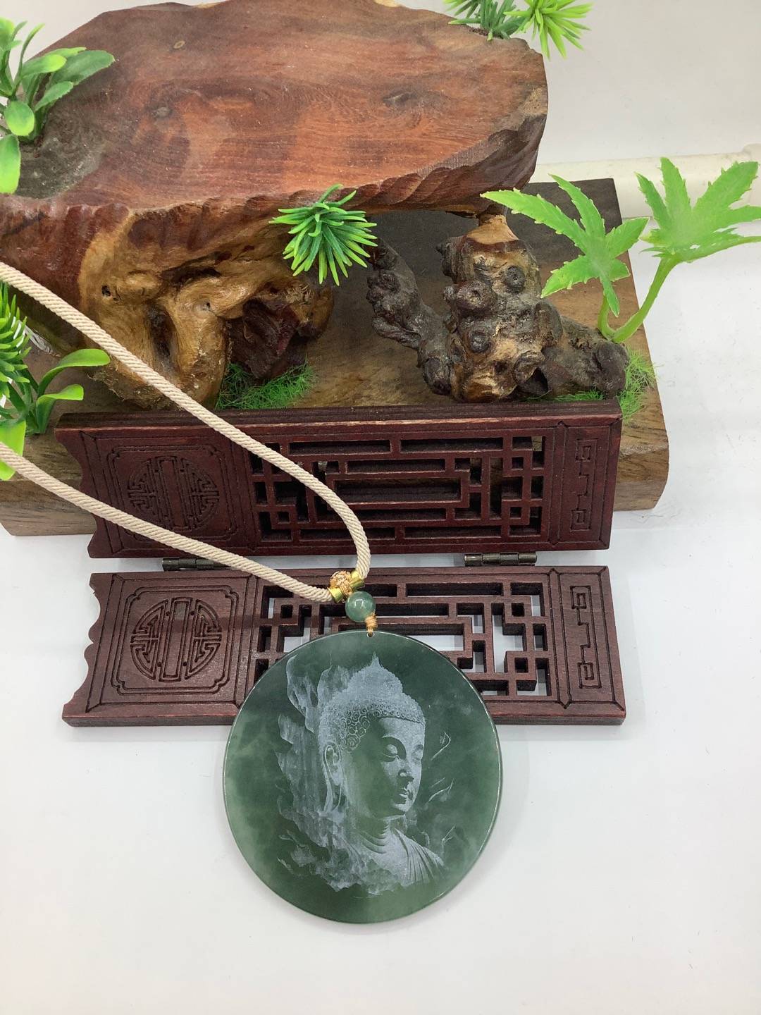 佛观天下