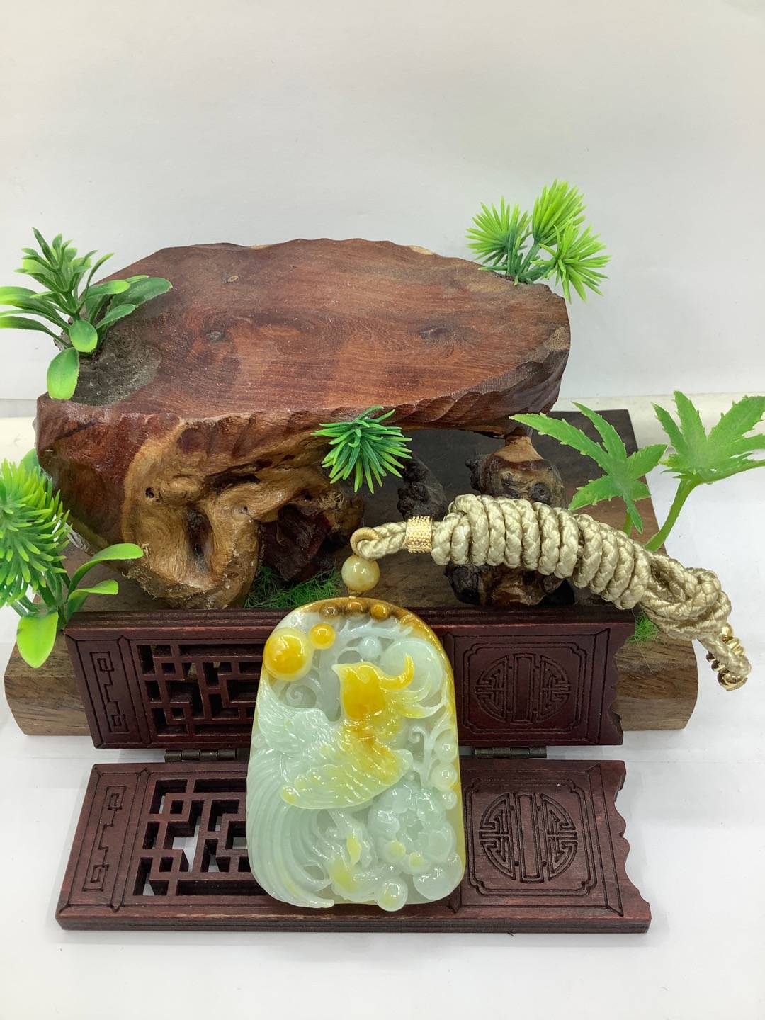 丹凤朝阳