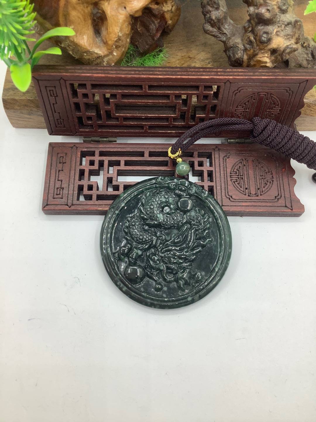 龙行天下