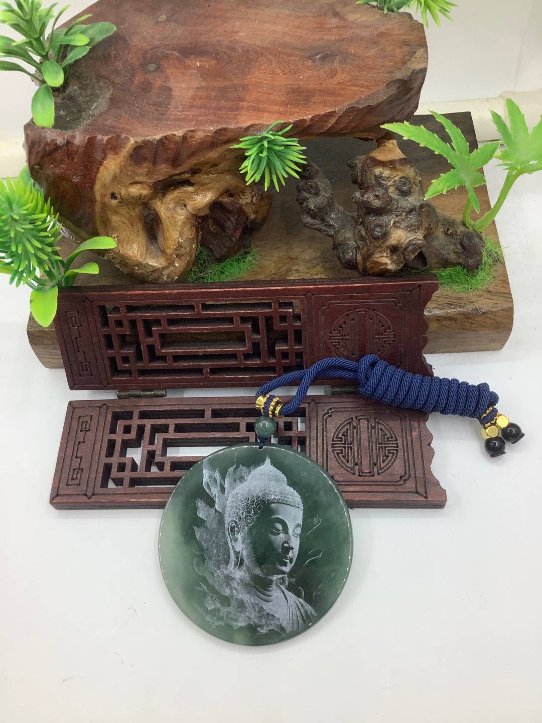 佛观天下