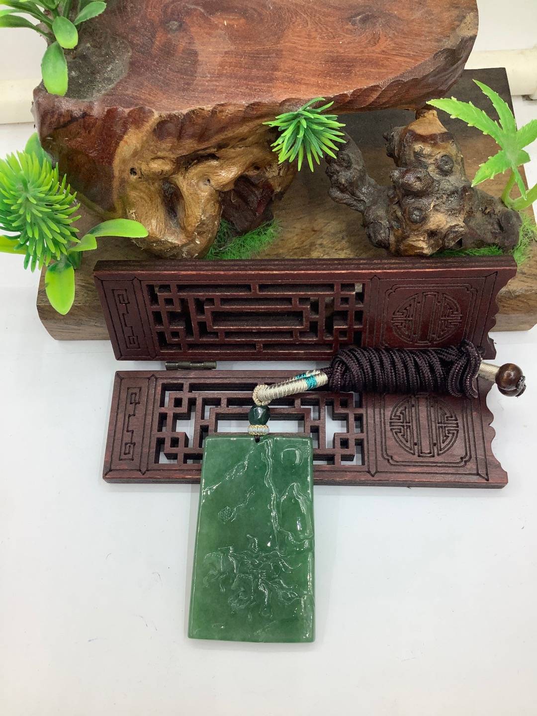 八骏图