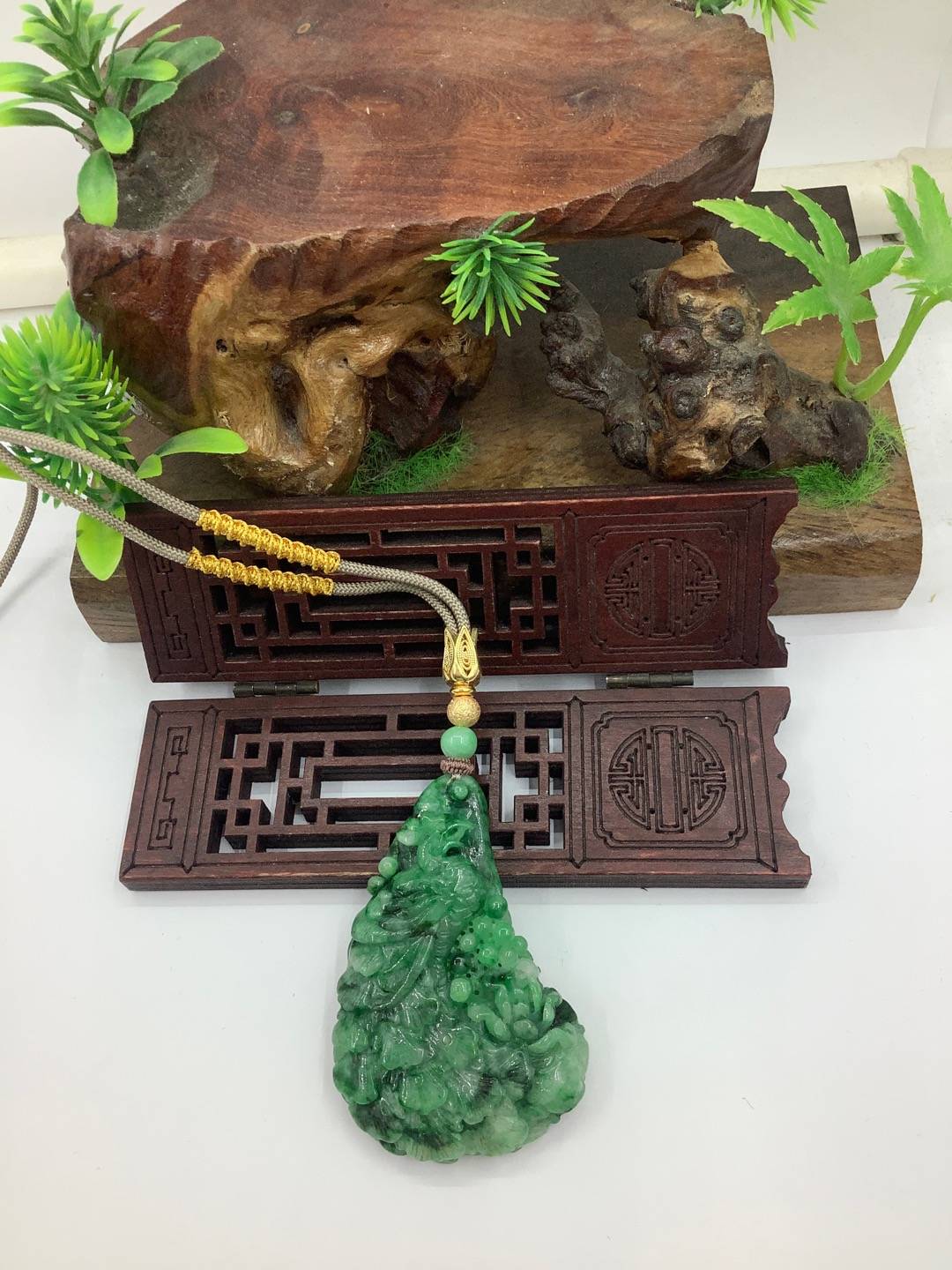 凤穿牡丹