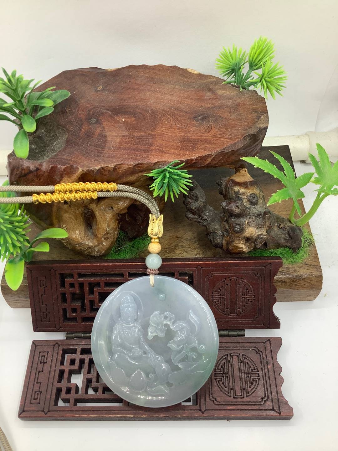 莲花观音