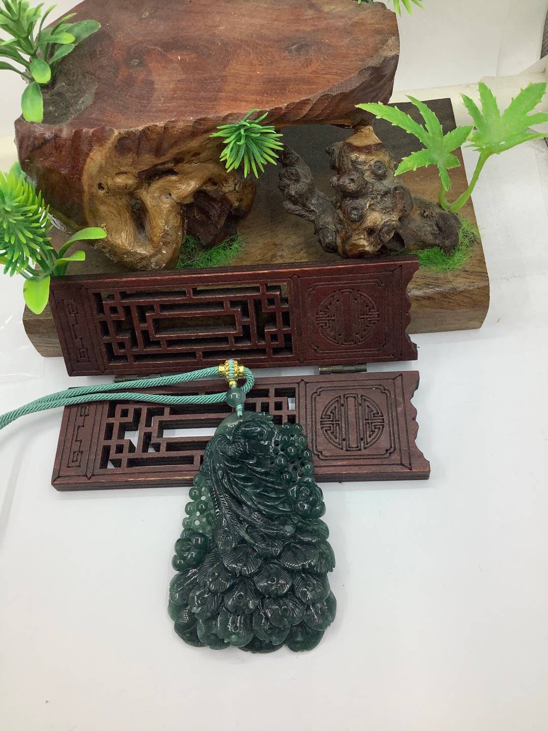 凤穿牡丹