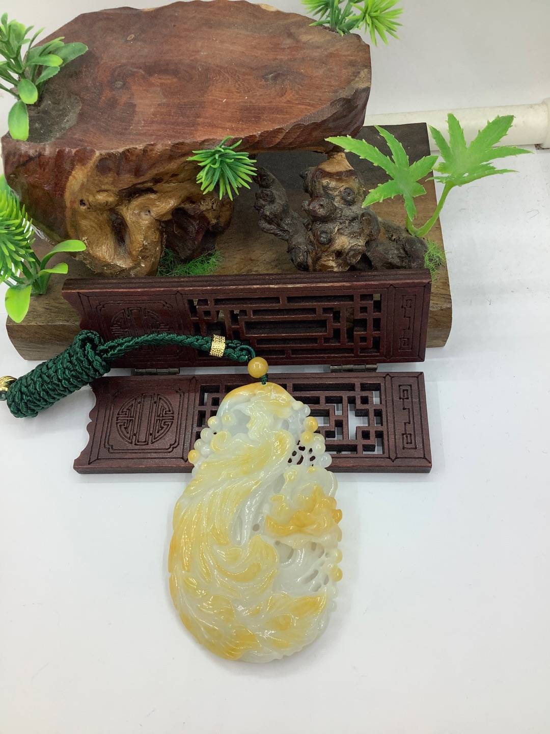 凤穿牡丹