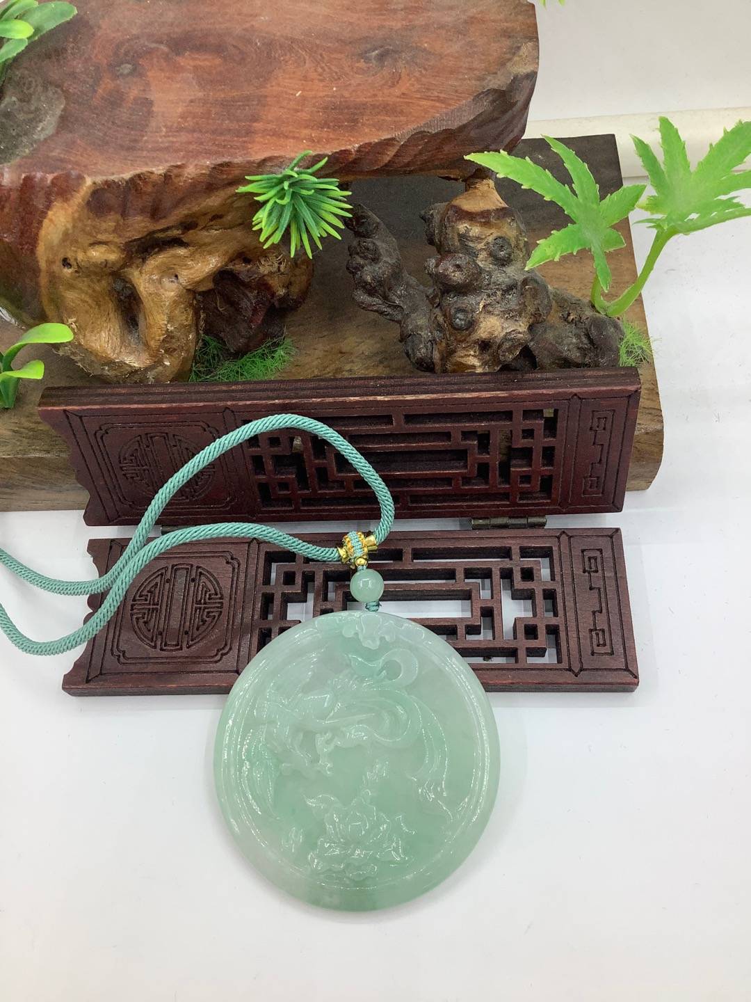 凤戏牡丹