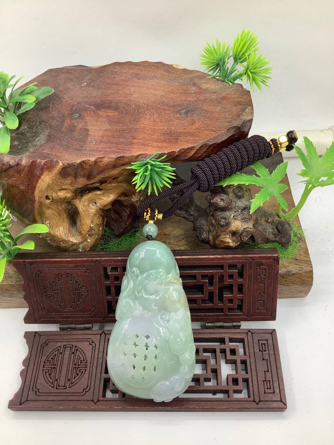 招财纳福