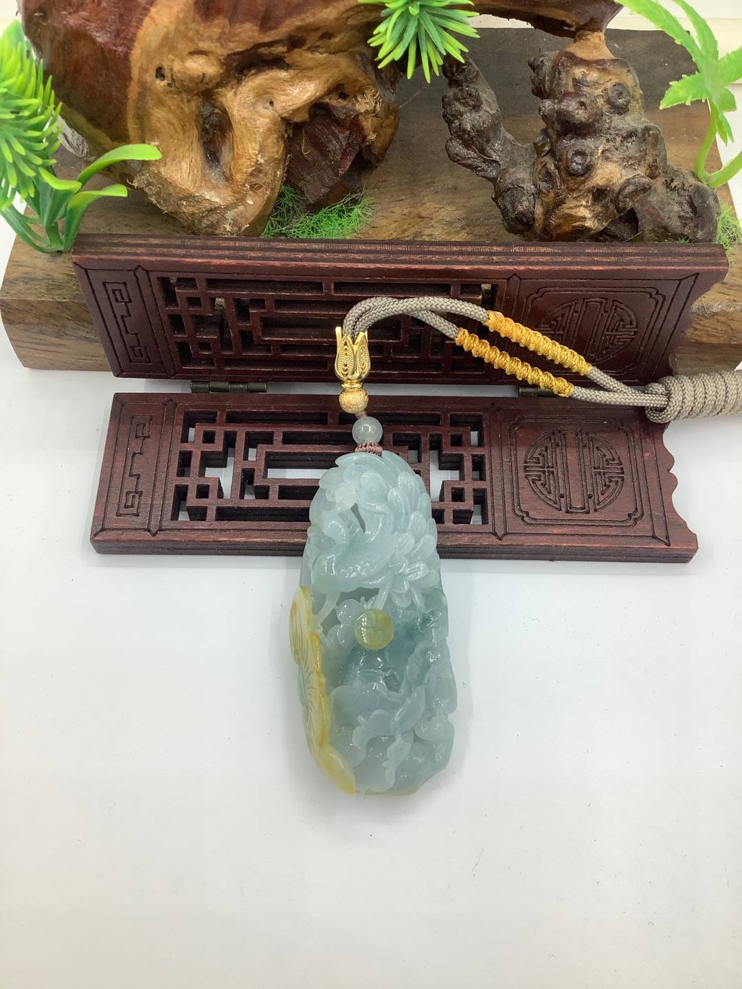 凤戏牡丹