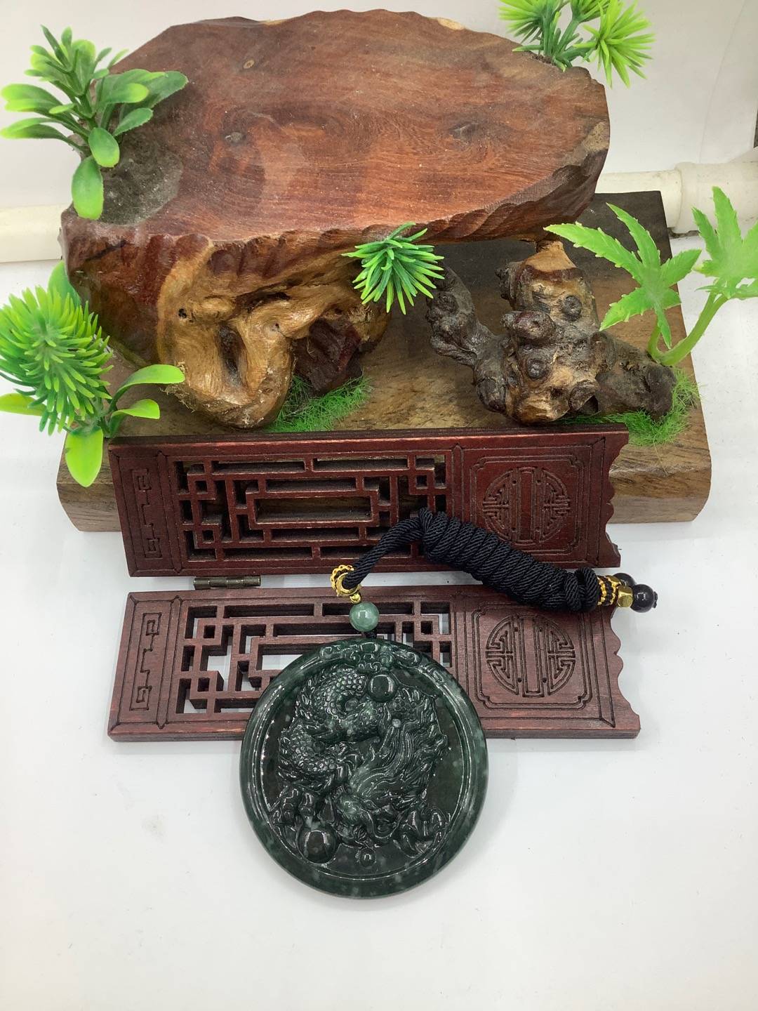 龙行天下