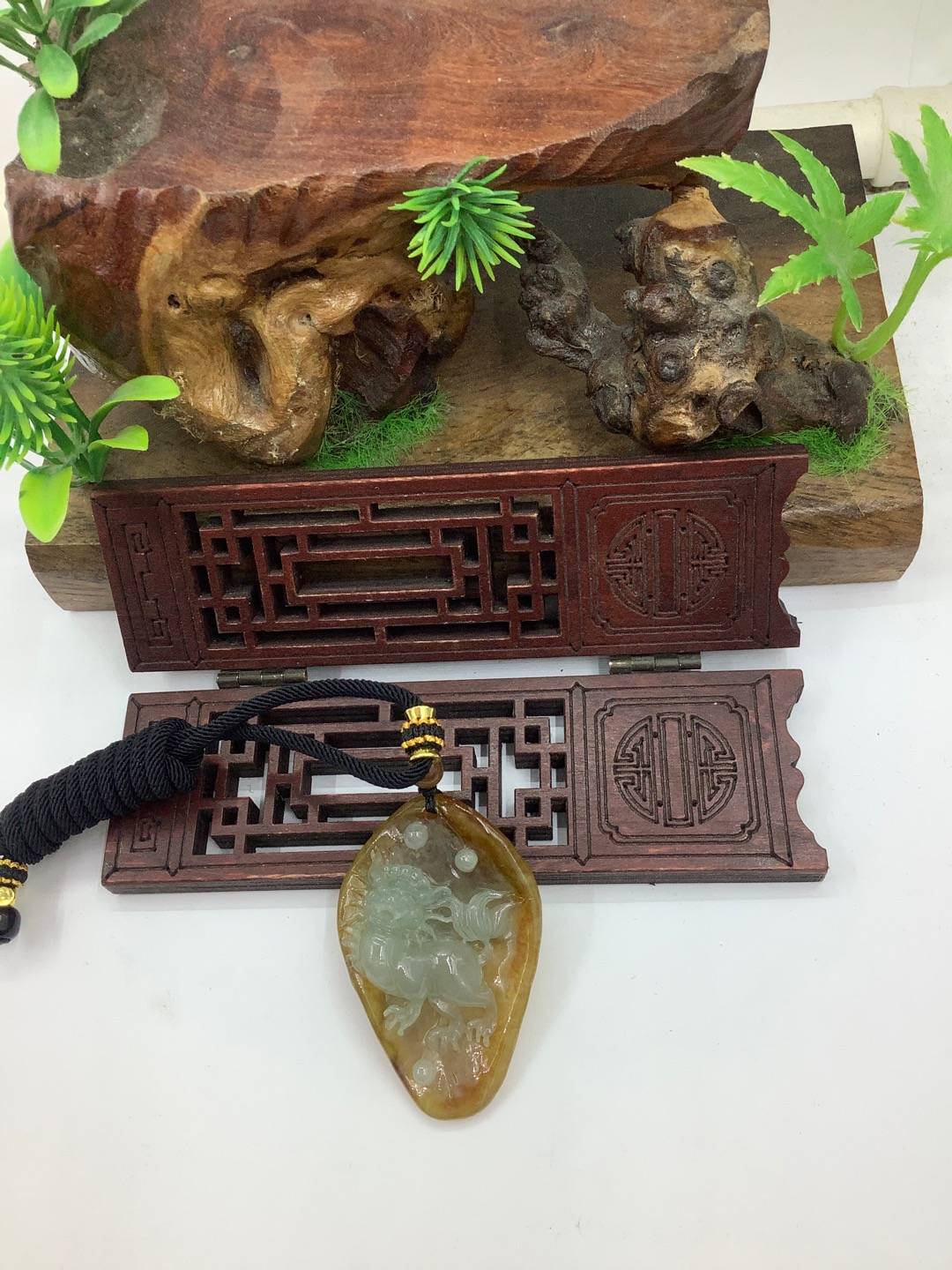 麒麟献瑞