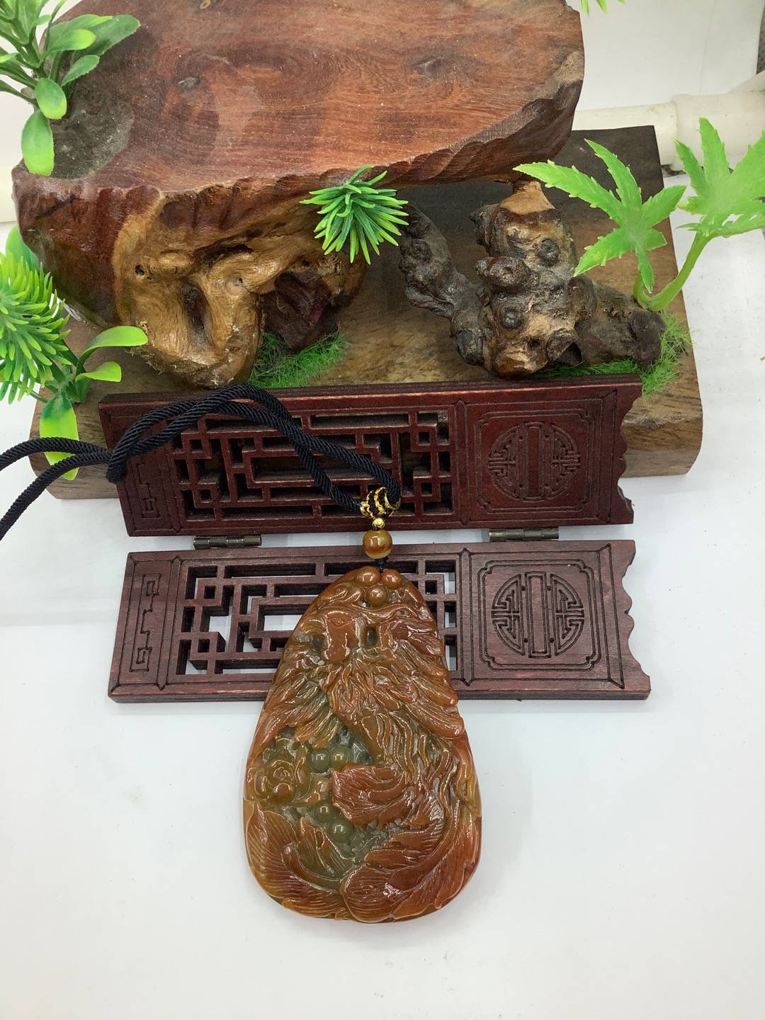凤穿牡丹
