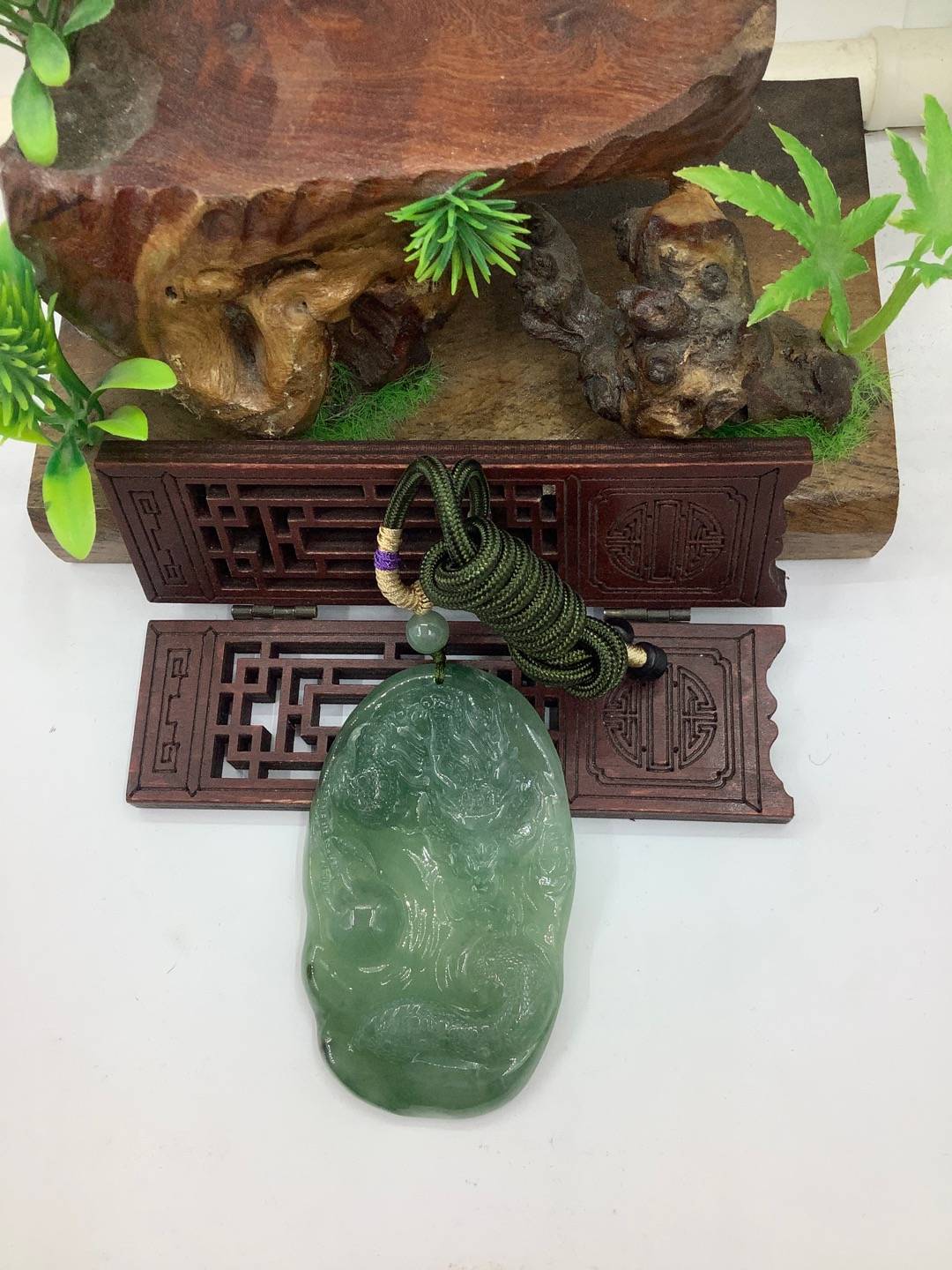 龙行天下