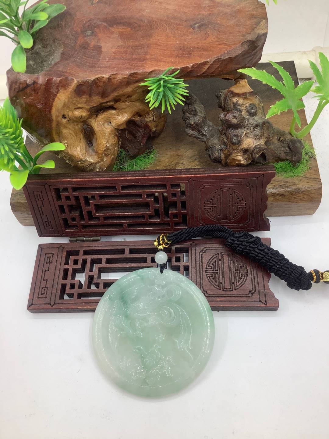 凤戏牡丹