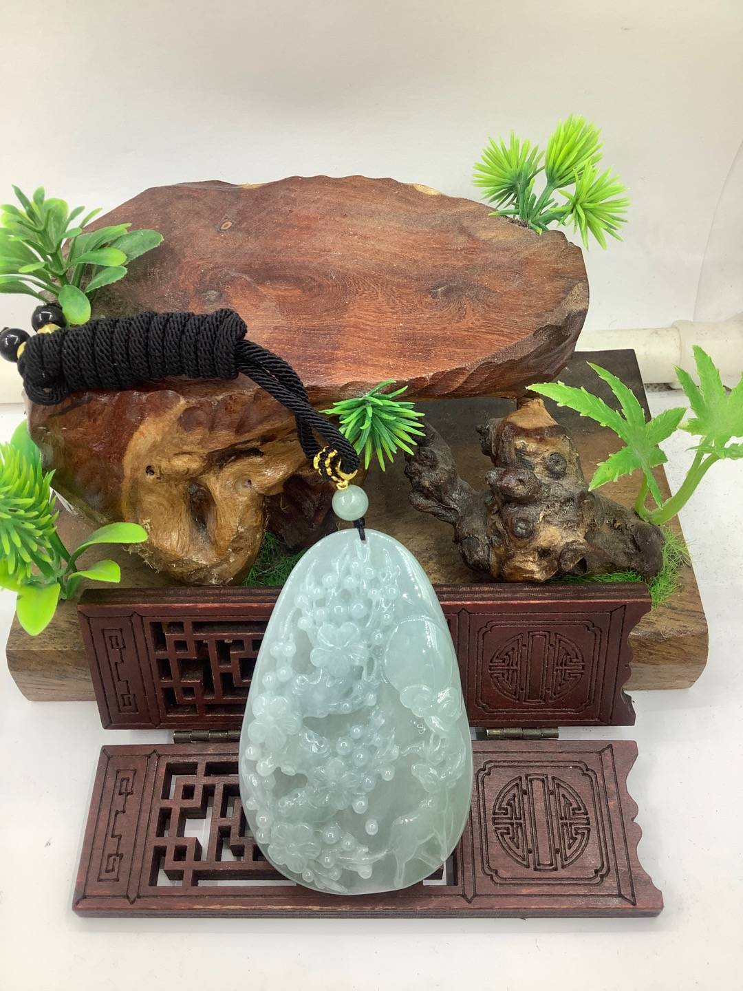 鹿梅同春