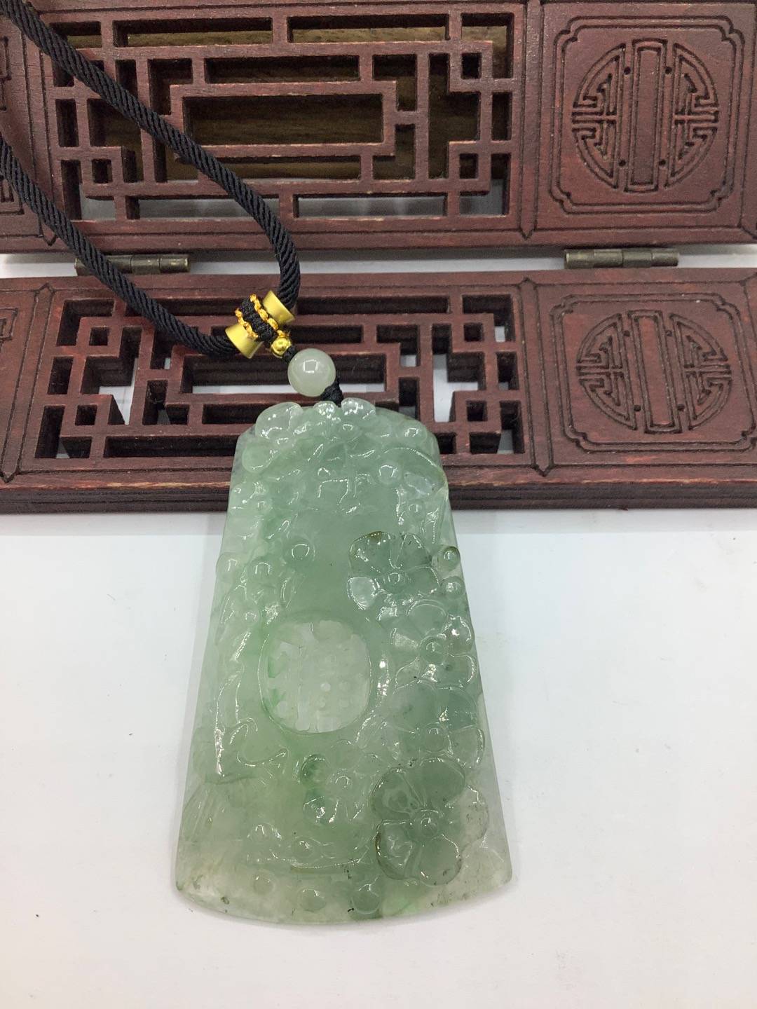 喜上眉梢