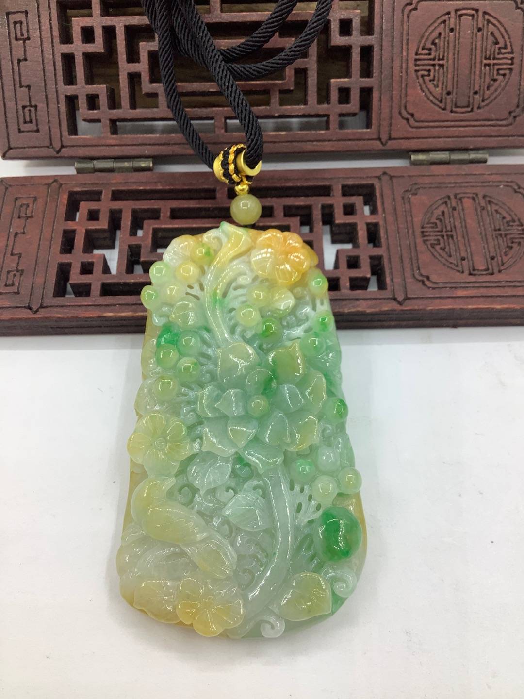 喜上眉梢
