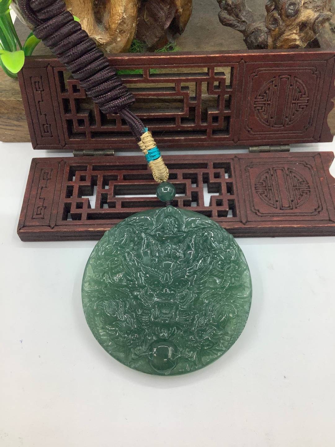 九龙护主