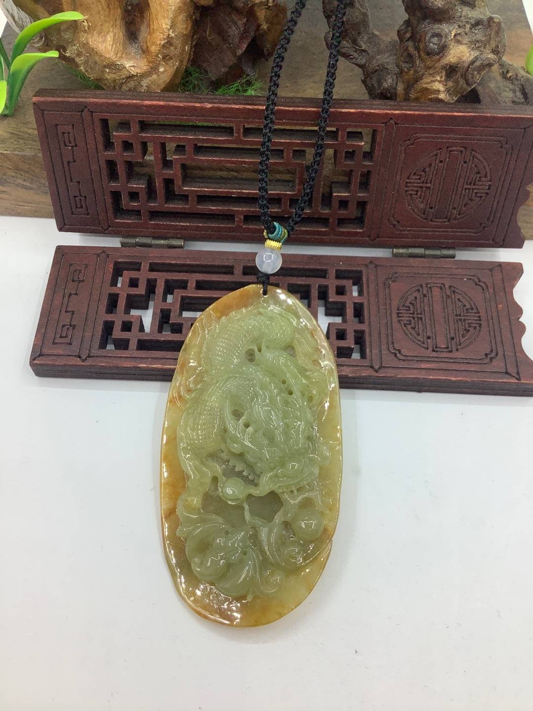 龙行天下