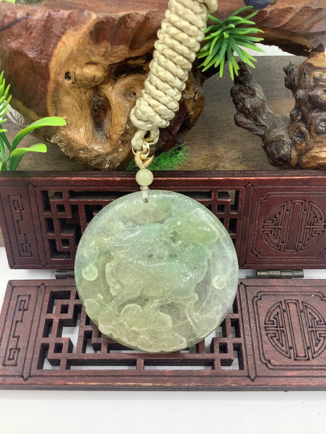 麒麟献瑞